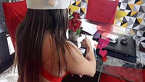 i'm waiting for that peruvian christmas delivery girl...