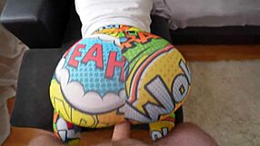 Hey, caught stepsis rubbing that big ass... leggings ripped for pounding?