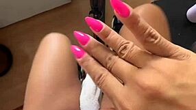 bom dia na bike com kriss hotwife de biquíni mostrando tudo