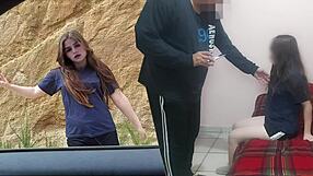 AY DUELE?! PEQUEÑA CHAVITA DE TIJUANA LE DA NALGAS A VIEJO POR PLATA REAL!!