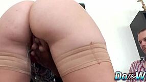 Hubby watches bbc creampie fill older wife vera's pussy