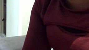 Casada safada flashes tits ass shakes for boss video exposed online with husband watching