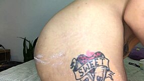 Emo latina nerd masturbates huge dildo in asshole