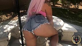 i crave rome major unloading on curvy barbi's pink hair