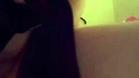 blonde teen babe prostitute masturbates her big ass pussy on cam!