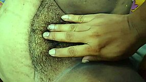 Desi housewife bitch pussy wet fucked by lover