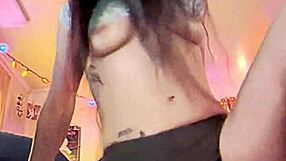 wanna see my close up petite tattooed pussy play?