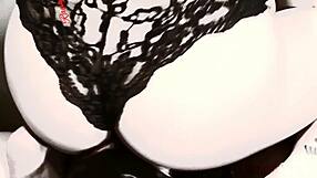 i'm hooked on this blind ass-date facesitting session