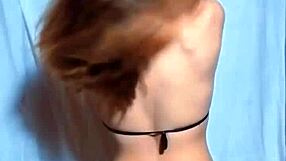 bonneyuwu slips into leia cosplay feeling so damn cute and sexy today