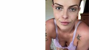 i'm like, worship my feet boy... lick 'em good for mommy mistress!!