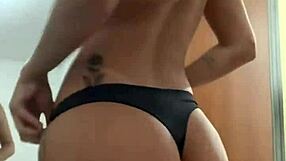 her sensual moves make me crave every inch