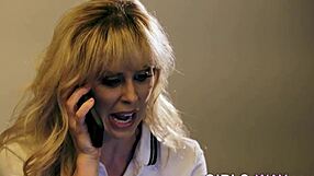 Busty blonde les munches wet vag