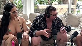 Milf swingers cruzn dirty talk orgy with Abi James and Sunni Daize