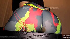 she rips loud farts in tight leggings