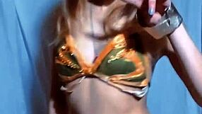 bonneyuwu slips into leia cosplay feeling so damn cute and sexy today