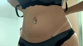 her sensual moves make me crave every inch