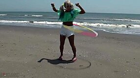 Japanese Girl's Deep Belly Button Close-Up Tease