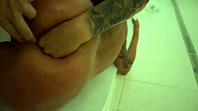 monika fox naked bath fisting her ass 😈🛁