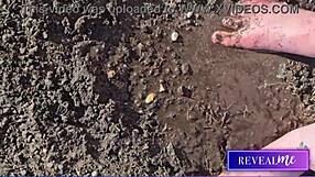 Come savor my sexy soles and toe-sucking in this foot fetish fantasy delight