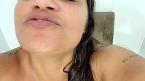 Paty Bumbum Orgasms Hard Using Magic Wand Vibrator On Pussy Tits