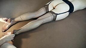 intense soles massage pounds horny milf stockings