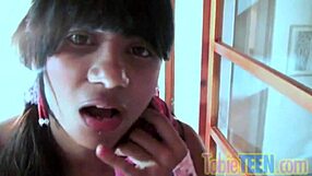 Tobie the 18+ Colombian teen licks lollipop while fingering her tight pussy to orgasm 😍🔥