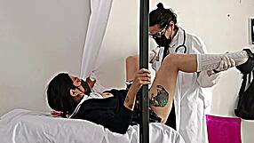 Doctor rams monster cock in latina patient's big ass