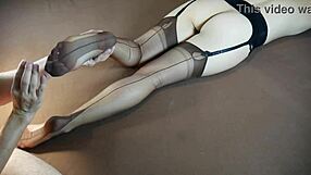 intense soles massage pounds horny milf stockings