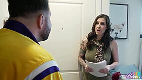 Horny Housewife Rides Neighbor Cowgirl While Hubby's Gone?