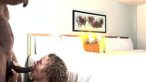 Hotel Sex Hides Blackvenum's Monster Cock Pounding Kween Bunny's Holes