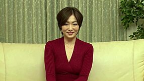 i couldn't hold back from ryuunami's intense handjob and creampied her tight pussy