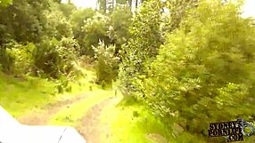 Curvy tattooed tourist girlfriend creampied deep in forest by friend on outdoor hike