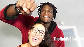 Sexy latina caramela clutch takes bbc from louie small hard