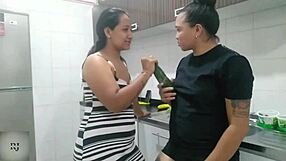 uy esa colombiana amateur se lame el culo y la concha mutuo masturbandose rico lesbian lickfest