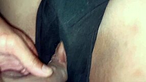 Amateur Creampie Fucks Pretty Shaved Pussy to Wet Orgasm Overflow