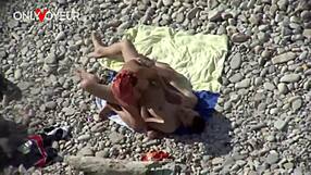 Damn! Curvy beach milf blows guy then takes doggy pounding public!