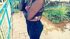 amateur big ass girlfriend rides cock cowgirl outdoor public homemade sex cash