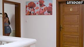 hostel slut atlantis deep's tight aussie pussy gets stretched by huge cock 🔥😈