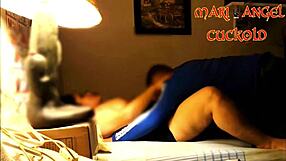 mi amante muestra a mi cornudo como me folla el culo duro