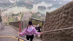 Watch This Scandalous Blowjob in Guatape's Peñon!