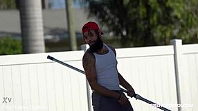 Dude this new pool boy scores big with ebony bbw riding his bbc