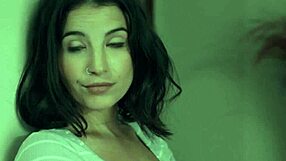 Two ebony babes kiss and lick in hot 69 pussy feast 😍👅