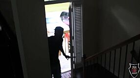 Amanda hangs out with her lesbian friends casually