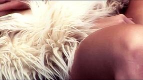 Craving women's steamy lesbian fantasies and dirty licks?