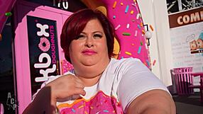 pinkbox doughnut girl caught with coworker then charms manager for job