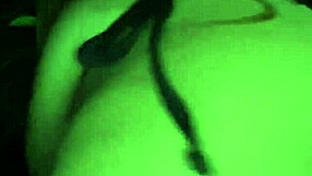 Leaked Sexts Show Beach Outdoor Naked Squirting Juicy Pussy