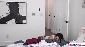 STEPSISTER LIZ JORDAN AND BABE EMMA ROSIE TASTE STEPBRO'S CUM BEFORE THREESOME FUCKING!