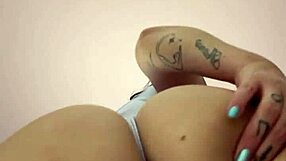 damn this hot brunette milf shakes her fat ass so good in my face... watch her twerk