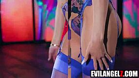 i couldn't believe how chloe amour handled that airtight gangbang with rob piper alex jones and hollywood cash