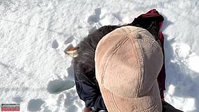 athletic asian lululemon girl fucked outdoors in freezing -20c